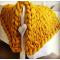 Chunky Knit Throw Blanket – Cozy Handwoven Decor
